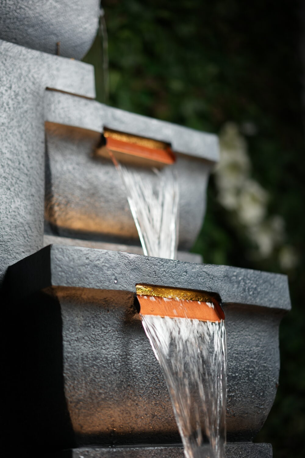 Fontaine Décorative à 4 Niveaux avec LED – 48×48.5×107 cm | Design Moderne & Relaxant