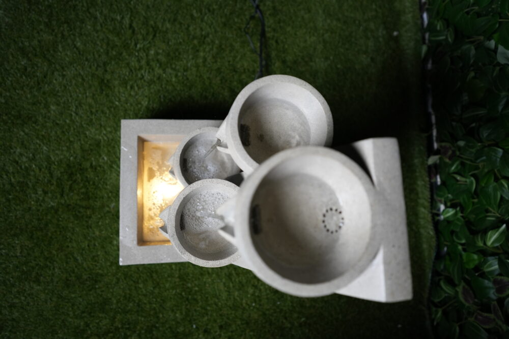 Fontaine Décorative Moderne à 5 Niveaux avec LED | Élégance Zen & Ambiance Relaxante